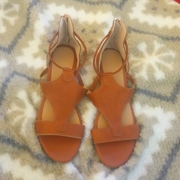 Cute Brown Sandals - Picture 1 of 4